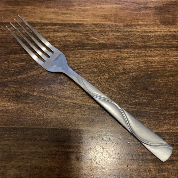 3/$20 One Cambridge Boa Frost dinner fork - Picture 1 of 4
